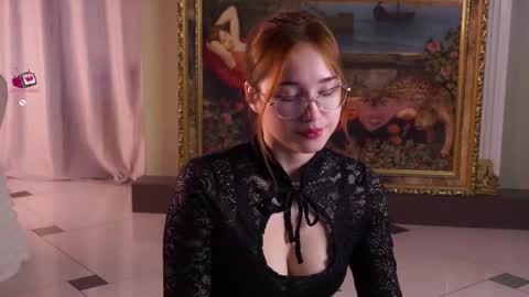 Snapshot of shandrahoner chatting on 05.06.26 Liza online show from 05.06.26