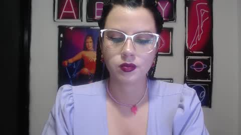 Snapshot of shanellmoore chatting on 12.20.24 Shanell Moore online show from 12.20.24