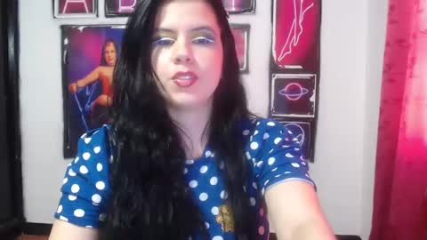 Snapshot of shanellmoore chatting on 01.08.25 Shanell Moore online show from 01.08.25