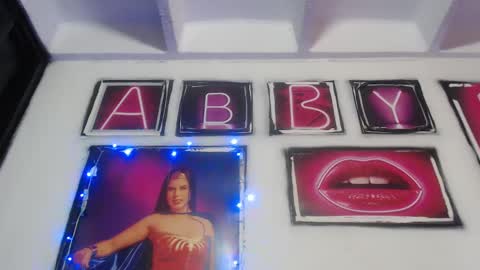 Snapshot of shanellmoore chatting on 02.05.25 Shanell Moore online show from 02.05.25