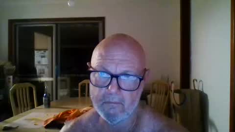 shaneo781570 online show from 04.27.26