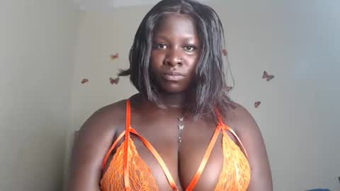 Snapshot of shannky_ chatting on 10.29.25 shannky  online show from 10.29.25