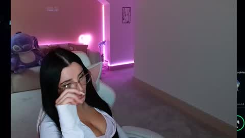 Shanmais online show from 10.14.25