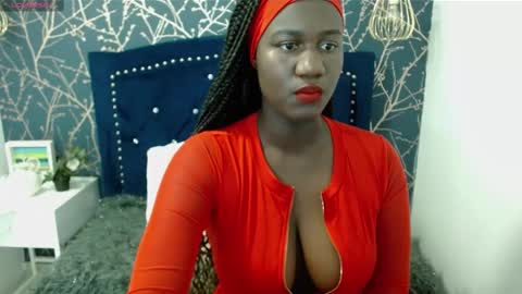 shanntall_tk online show from 02.14.25