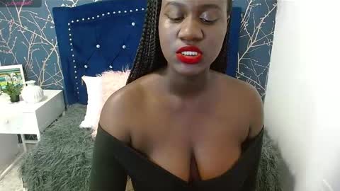 shanntall_tk online show from 02.15.25