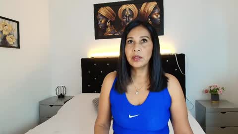Snapshot of shanon_mature_ chatting on 05.18.26 Shanon online show from 05.18.26