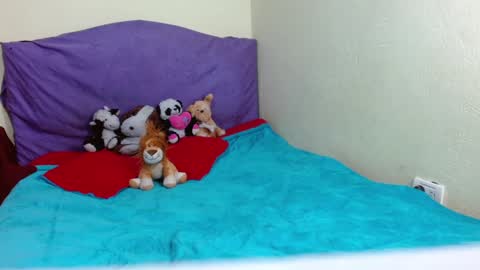 Snapshot of shantal_houston chatting on 12.17.24 Shantal online show from 12.17.24