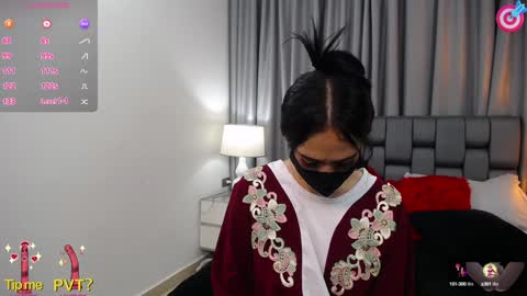 Snapshot of shantalakrisha chatting on 12.24.24 Shantala online show from 12.24.24