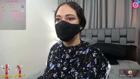 Snapshot of shantalakrisha chatting on 01.02.25 Shantala online show from 01.02.25