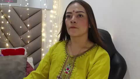 Snapshot of shantalakrishaa chatting on 06.13.26 shantalakrishaa online show from 06.13.26