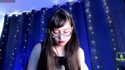 Snapshot of shantalcerezo chatting on 01.08.25 Cat-FOLLOWME and we talk IGshantal cerezo online show from 01.08.25