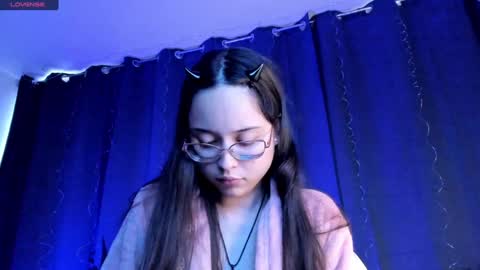 Snapshot of shantalcerezo chatting on 01.11.25 Cat-FOLLOWME and we talk IGshantal cerezo online show from 01.11.25
