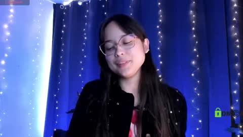 Snapshot of shantalcerezo chatting on 03.05.25 Cat-FOLLOWME and we talk IGshantal cerezo online show from 03.05.25