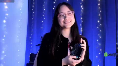 Snapshot of shantalcerezo chatting on 03.05.25 Cat-FOLLOWME and we talk IGshantal cerezo online show from 03.05.25