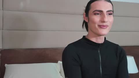  Shantall  online show from 10.26.25