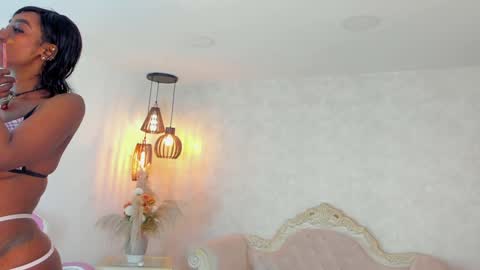 ShantallKnowles online show from 01.24.25