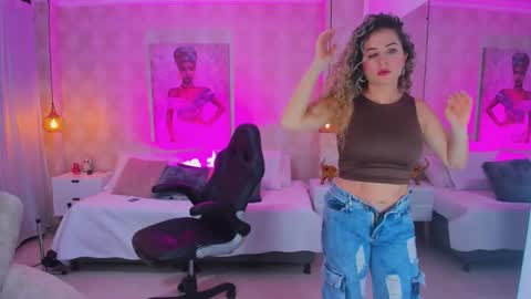 Shantal online show from 10.06.25