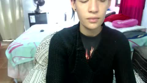 shanyflores5 online show from 04.22.26