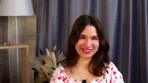 Snapshot of shapasser chatting on 10.13.25 Ivy online show from 10.13.25