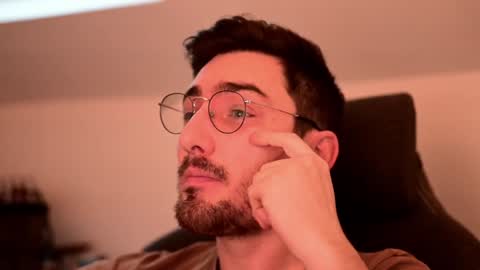 Snapshot of shape80 chatting on 12.10.24 frenchy boy online show from 12.10.24