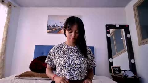 Snapshot of shara_soul chatting on 11.21.25 shara_soul online show from 11.21.25