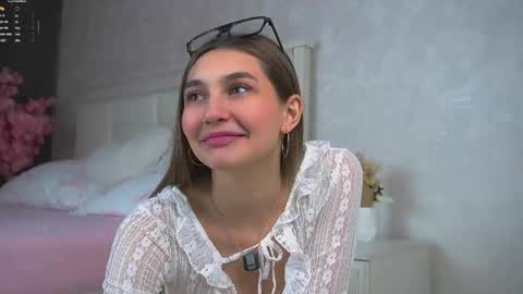 Ellysa and Mila online show from 02.08.26