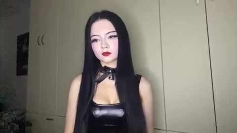 sharelgilvin online show from 11.10.25