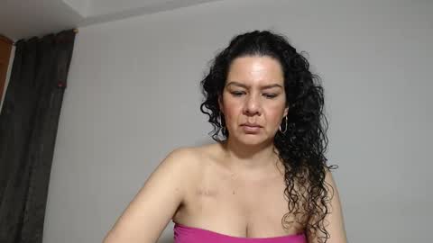 sharickleon11 online show from 09.20.25