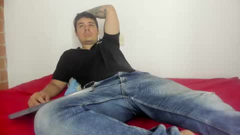 Snapshot of sharkmerlin chatting on 06.15.26 jhon deibyd online show from 06.15.26