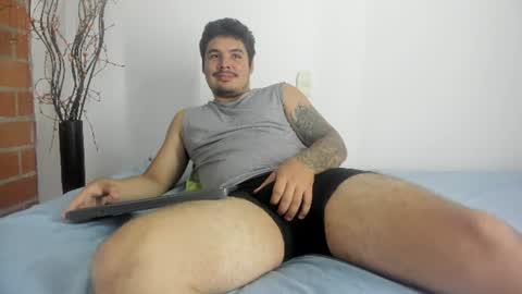 Snapshot of sharkmerlin chatting on 06.25.26 jhon deibyd online show from 06.25.26