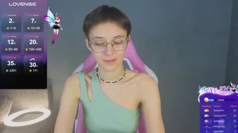 Snapshot of sharli_rose chatting on 12.16.24 Sharli online show from 12.16.24