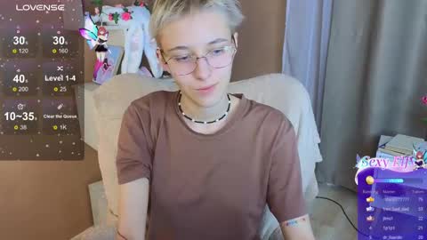 Snapshot of sharli_rose chatting on 02.23.25 Sharli online show from 02.23.25