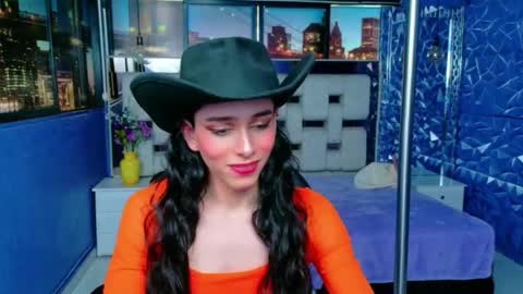 Snapshot of sharlon_ chatting on 04.15.26 Sharlond online show from 04.15.26