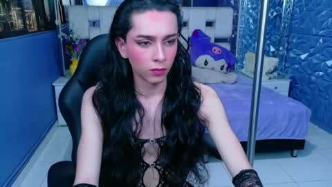 Snapshot of sharlon_ chatting on 04.21.26 Sharlond online show from 04.21.26