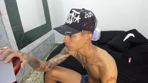 Sharlot07 online show from 02.24.25