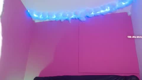Snapshot of sharlot_evans_ chatting on 10.18.25 Sharlot online show from 10.18.25