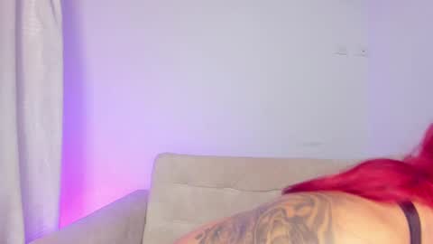 Hi fiends ---- I usually start online from Monday to Friday from 1000 am Saturdays and Sundays at 600 am Colombia time online show from 03.01.25