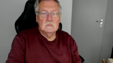sharlots_pet online show from 05.16.26