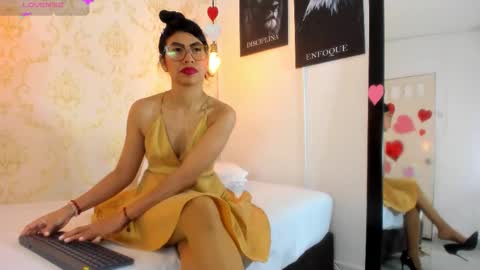 sharon_leather online show from 02.18.26