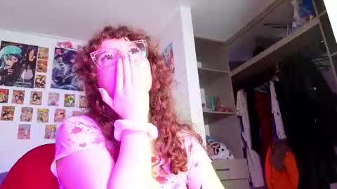 Snapshot of sharonblack_ chatting on 06.10.26 kitsune online show from 06.10.26