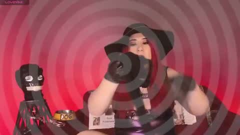 Snapshot of sharoon_gold chatting on 07.18.26 Your mistress Sharon online show from 07.18.26