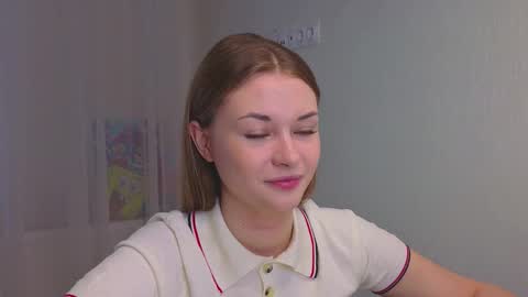 Miroslava online show from 10.19.25