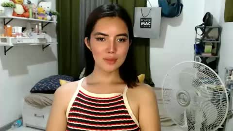 Snapshot of shasha_carreon chatting on 11.13.25 shasha online show from 11.13.25