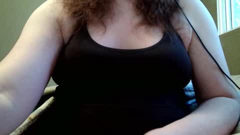 Snapshot of shathara chatting on 01.18.26 Shay online show from 01.18.26