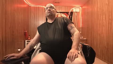 Snapshot of shatter_69 chatting on 01.01.25 Black Venom online show from 01.01.25