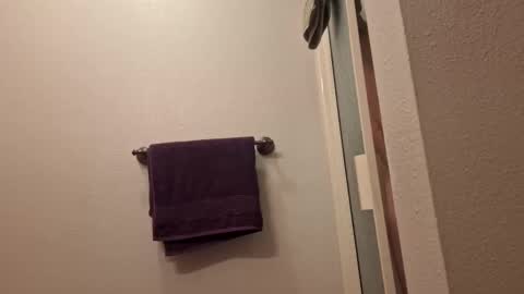 Snapshot of shavedcock720 chatting on 12.19.24 partycouple2night online show from 12.19.24