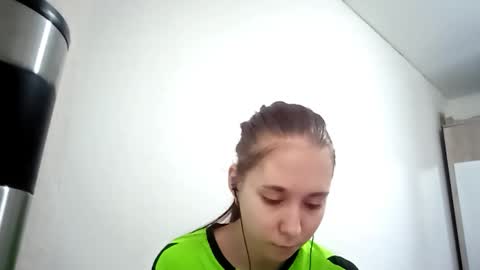 Annette online show from 12.18.25