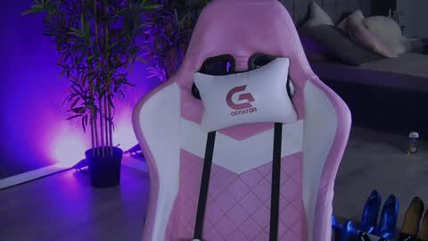 shayblonde online show from 12.15.24