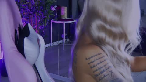 shayblonde online show from 12.19.24