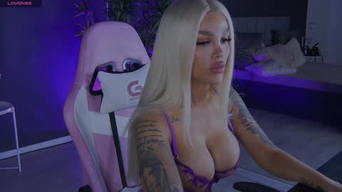 shayblonde online show from 12.28.24